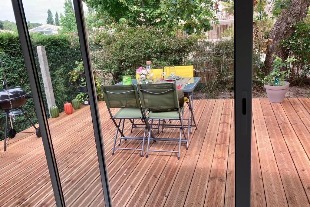 Charmant Chalet Avec Une Grande Terrasse Au Pyla ラ・テスト・ド・ビュシュ エクステリア 写真