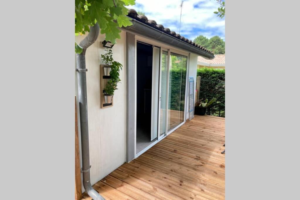 Charmant Chalet Avec Une Grande Terrasse Au Pyla ラ・テスト・ド・ビュシュ エクステリア 写真